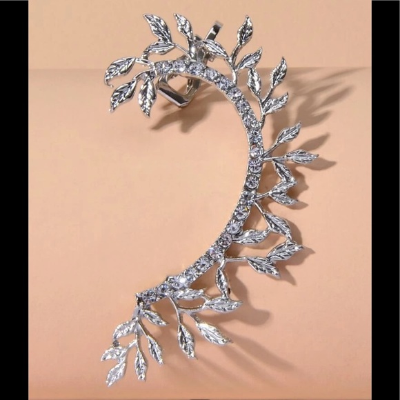 🆕 Rhinestone Ear Climber…Brand NEW! Great Gift Idea !!! - Picture 3 of 4